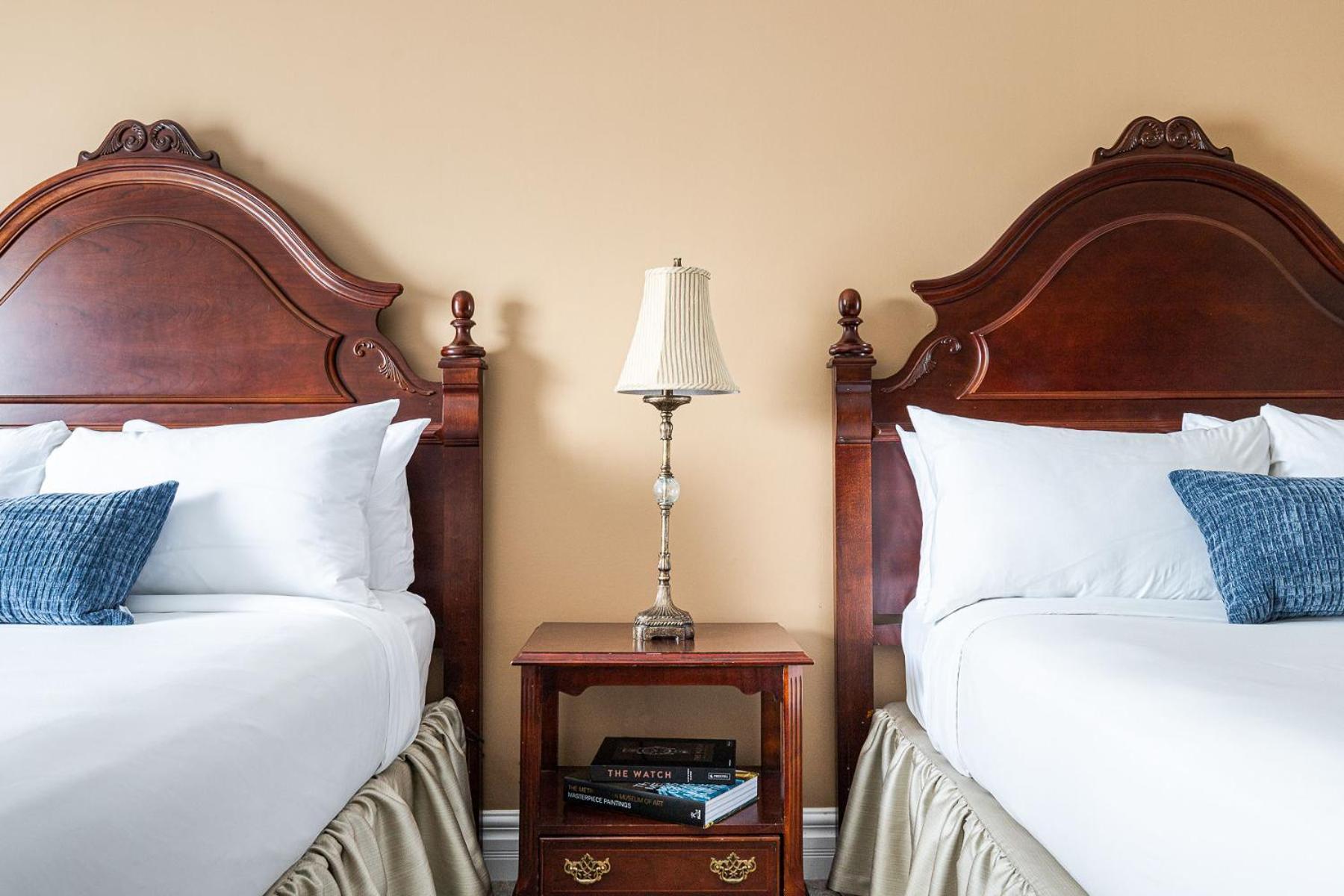 Old Stone Inn Boutique Hotel Niagara Falls Ngoại thất bức ảnh